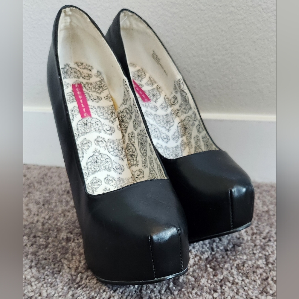 Bordello Pin up heels